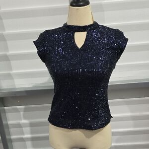 Latin QuartersChic Navy Sequin Blouse Size‎ Small NWT